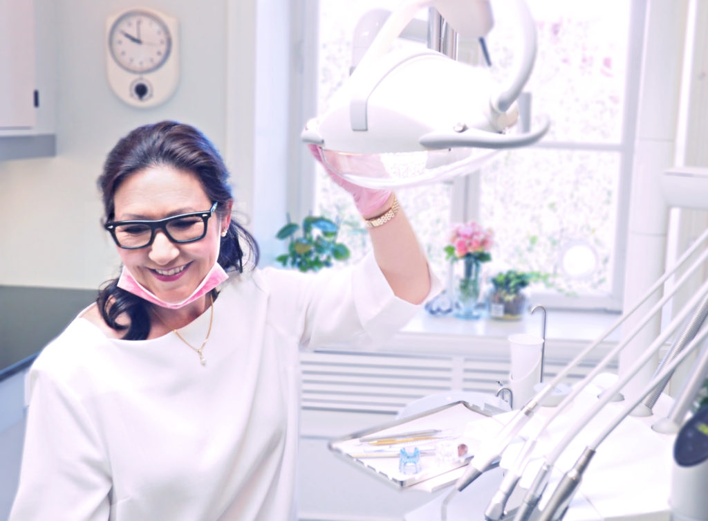 Tandläkare Csilla Meinhart